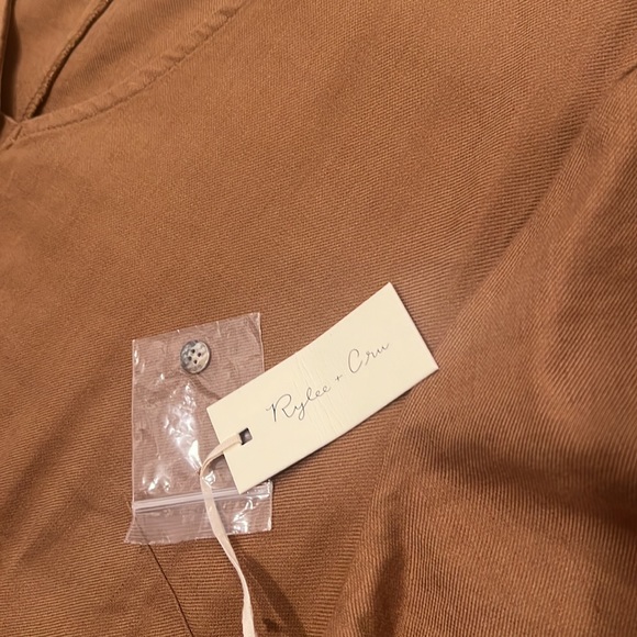 NWT Rylee + Cru Utility Jumper - Picture 10 of 11